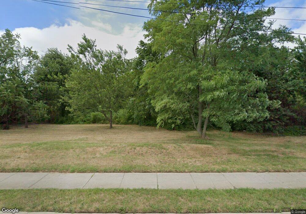 550 Albany Ave, Amityville, NY 11701 - photo 1