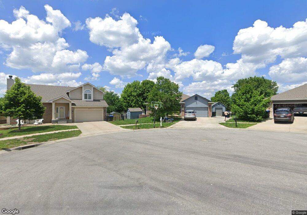 3609 SW Norman Ct, Topeka, KS 66610 - photo 1