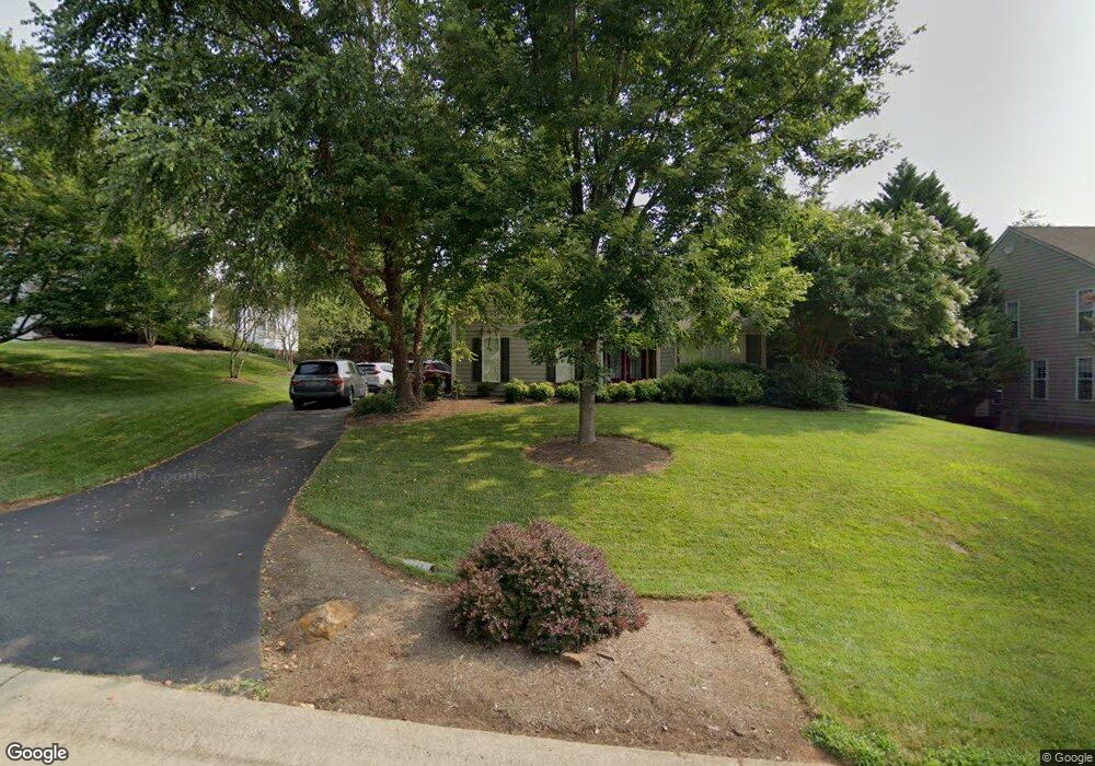 1419 Singleton Ln, Charlottesville, VA 22903 - photo 1