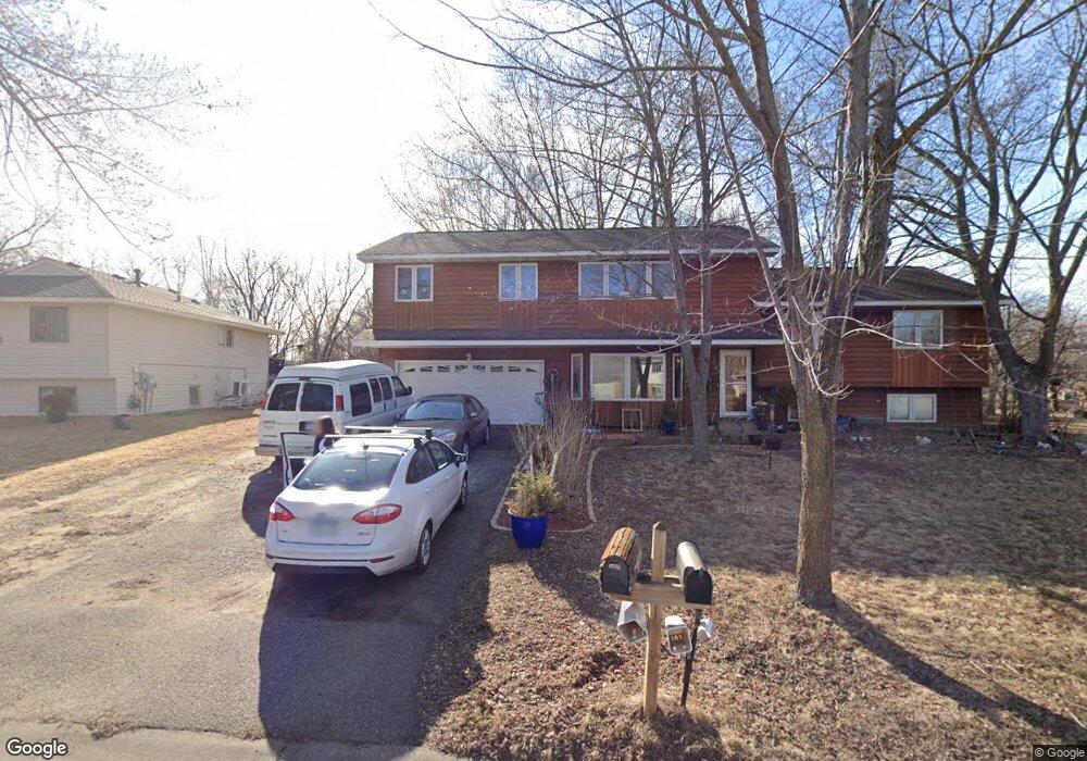 10213 Yorktown Ln N, Maple Grove, MN 55369 - photo 1