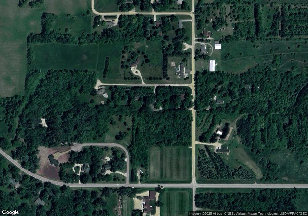 73431 Hillendale Dr, Albert Lea, MN 56007 - photo 1