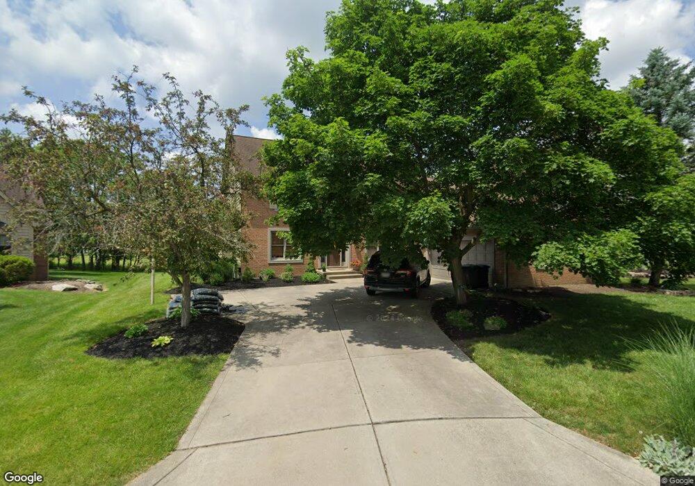 5666 Duddingston Dr, Dublin, OH 43017 - photo 1