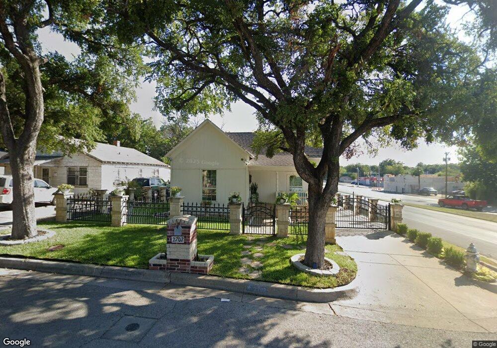 2702 NW 26th St, Fort Worth, TX 76106 - photo 1