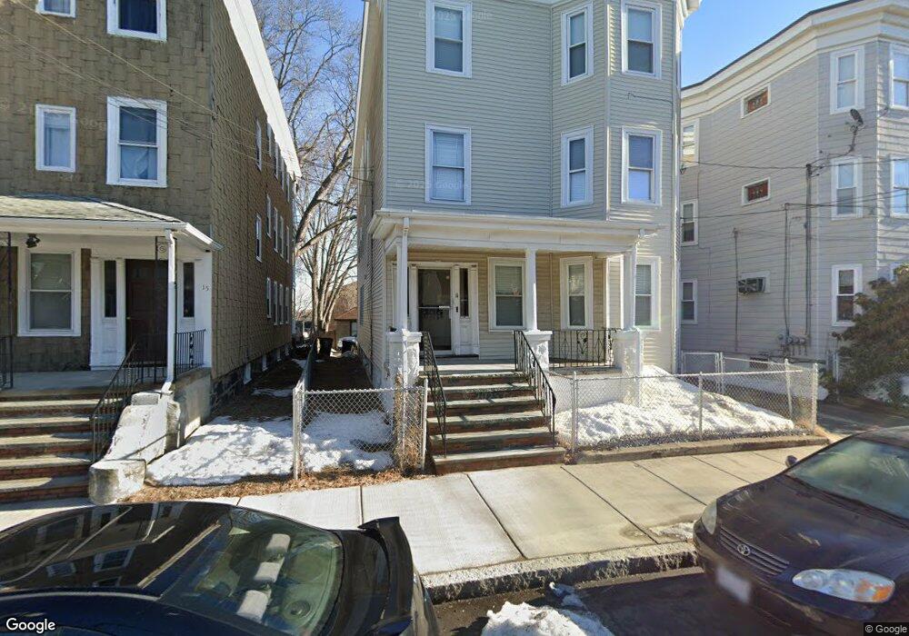 11 Myrtle St, Everett, MA 02149 - photo 1