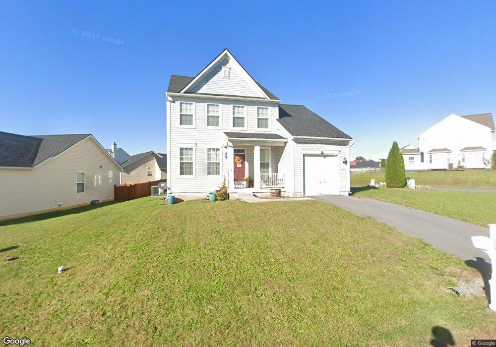 678 Bentley Dr, Inwood, WV 25428 - photo 1