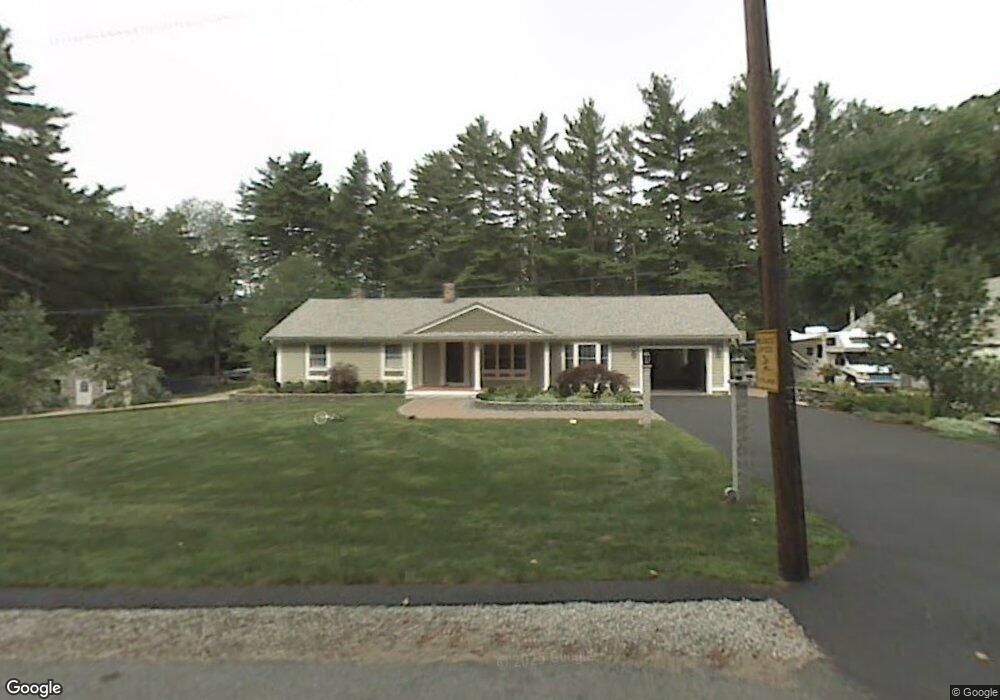 19 Crescent Cir, Pelham, NH 03076 - photo 1