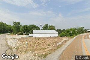 6715 West Dr, Jefferson City, MO 65101