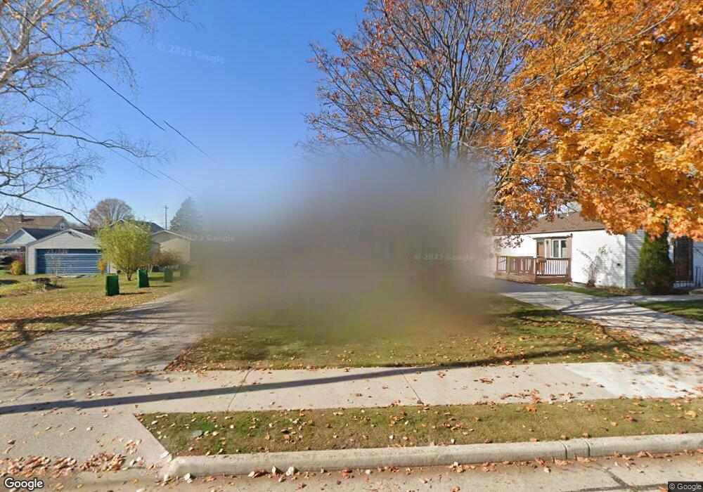 1412 S 31st St, Manitowoc, WI 54220 - photo 1