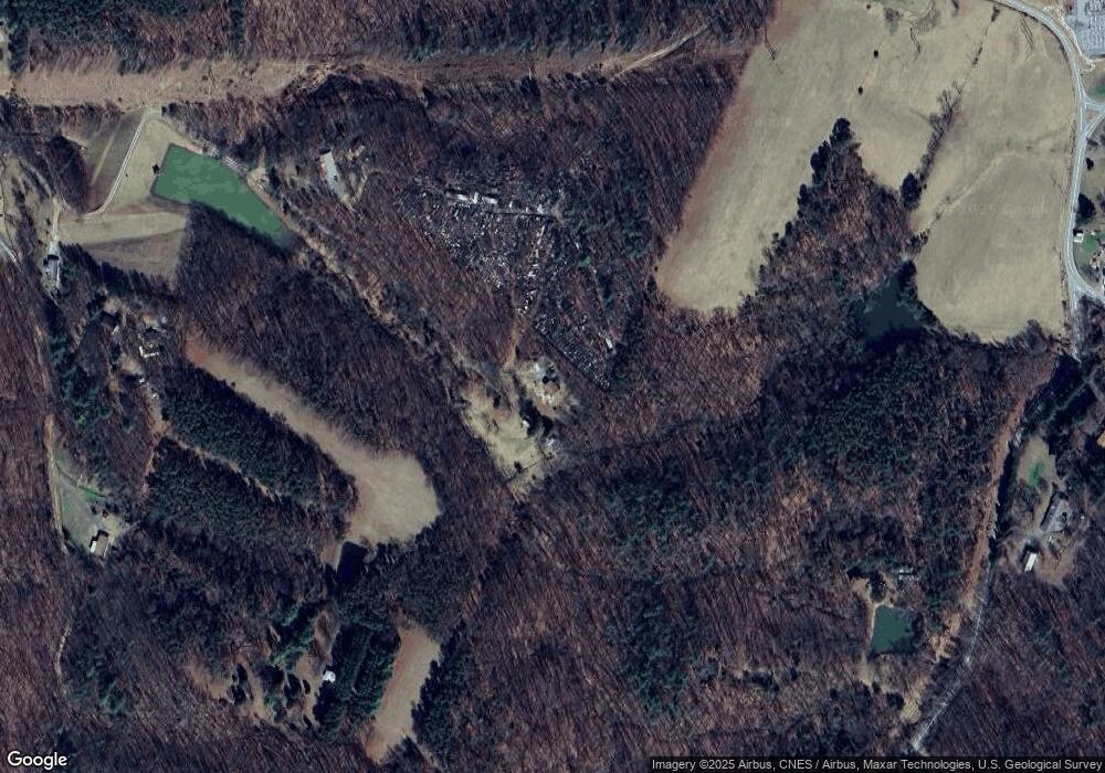 401 Flowing Waters Ln, Berkeley Springs, WV 25411 - photo 1