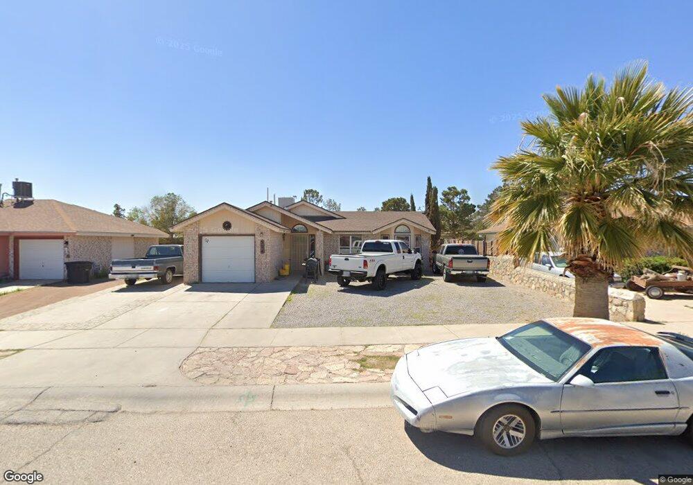 324 Barrel Cactus Dr, Horizon City, TX 79928 - photo 1