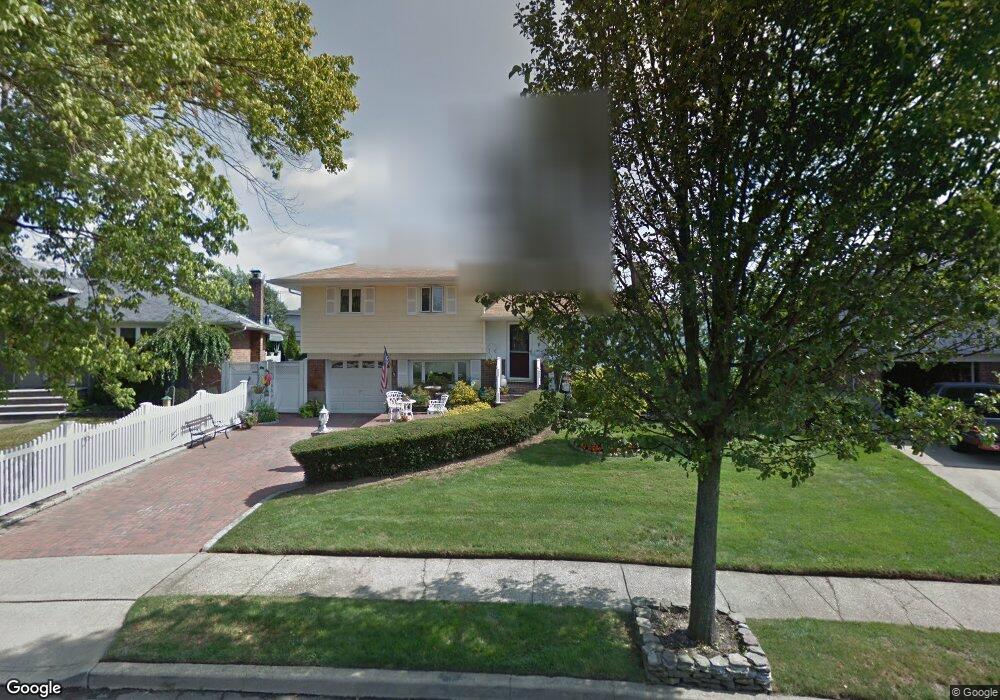 13 Shelly Ln, Bethpage, NY 11714 - photo 1