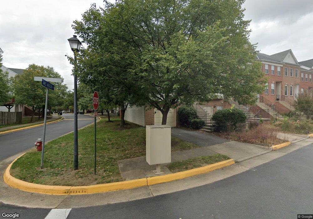 2550 James Madison Cir, Herndon, VA 20171 - photo 1