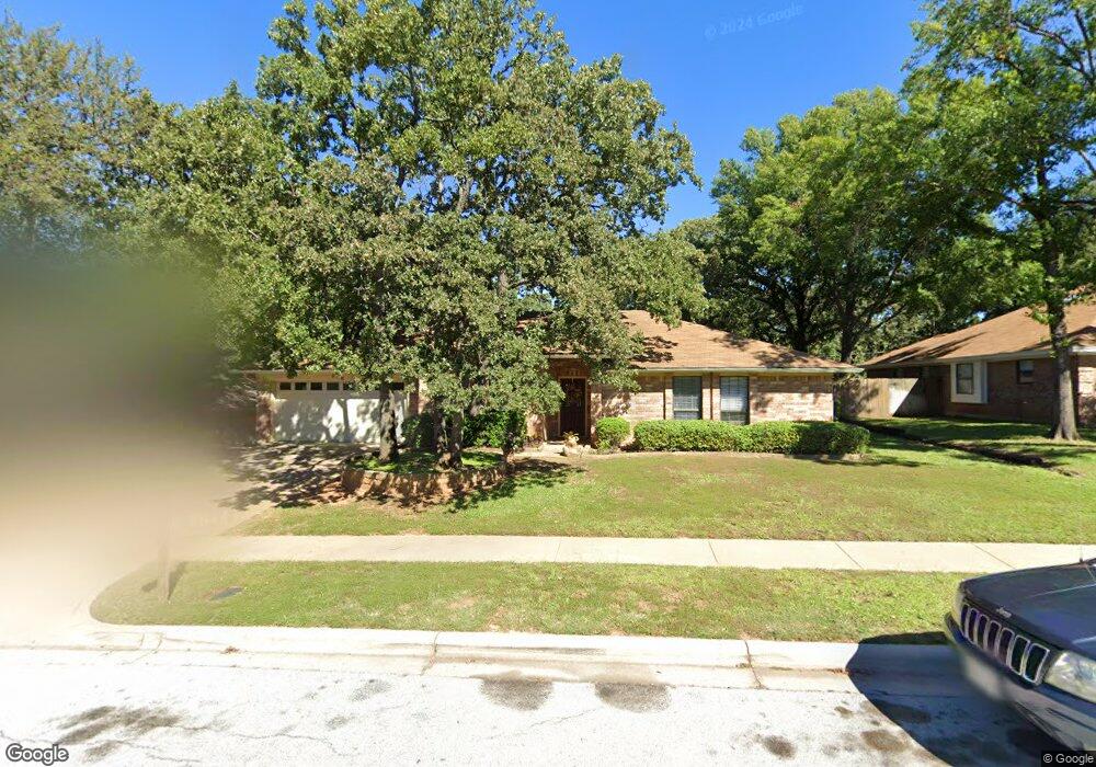 308 Heneretta Dr, Hurst, TX 76054 - photo 1