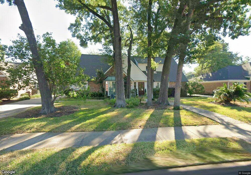 326 N Wilcrest Dr, Houston, TX 77079 - photo 1