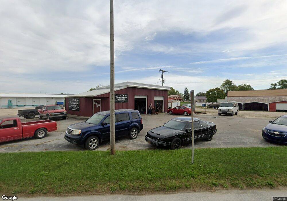 617 N Main St, Geneva, IN 46740 - photo 1