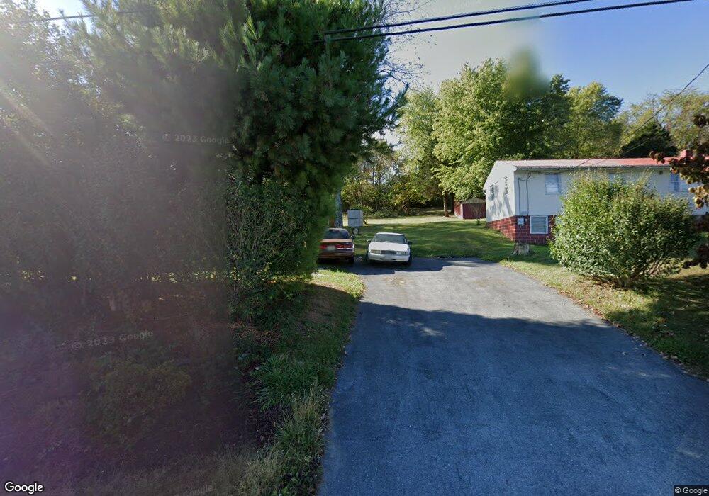 107 W Duck St, Front Royal, VA 22630 - photo 1