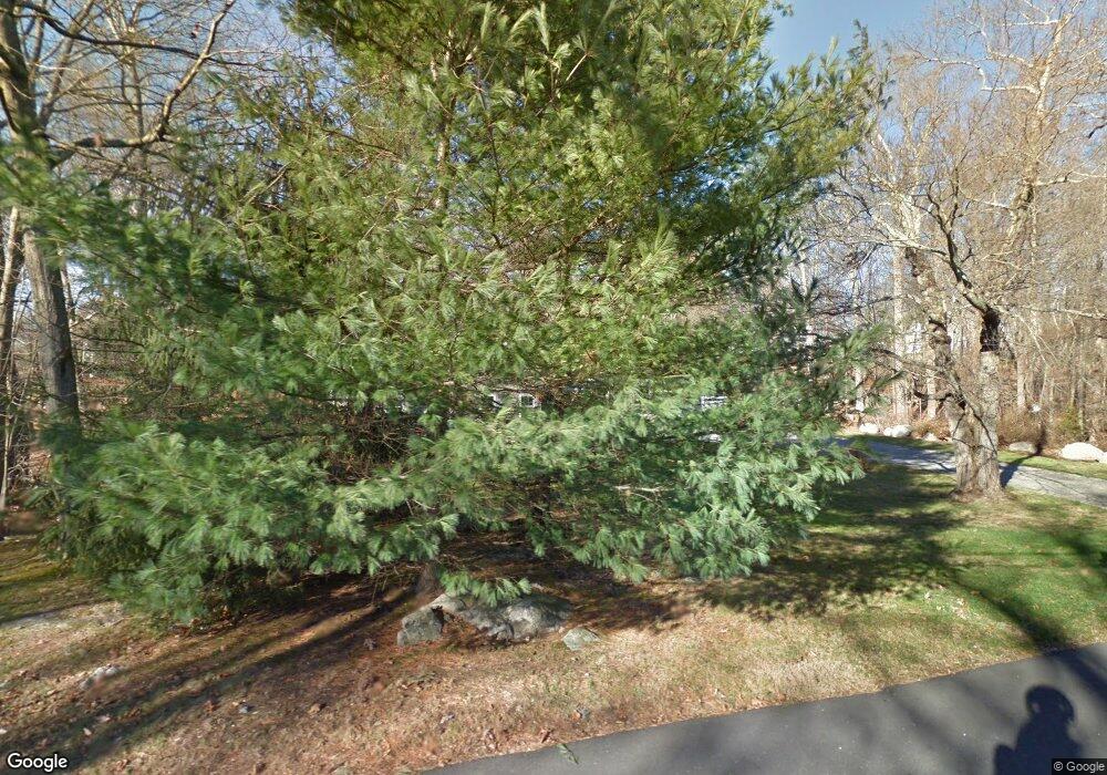 15 Stonebrook Ln, Cos Cob, CT 06807 - photo 1