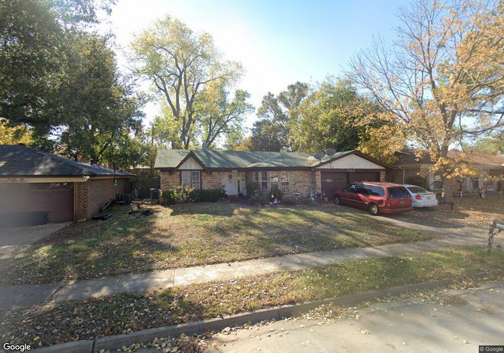 2012 Schumac Ln, Bedford, TX 76022 - photo 1