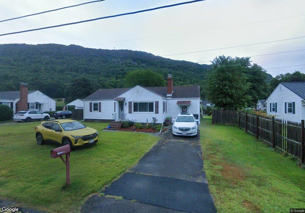 16 Vadnais St, Easthampton, MA 01027 - photo 1