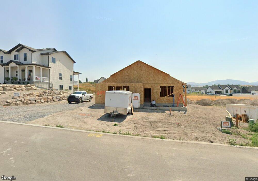 685 W 20 N unit 41, Hyrum, UT 84319 - photo 1