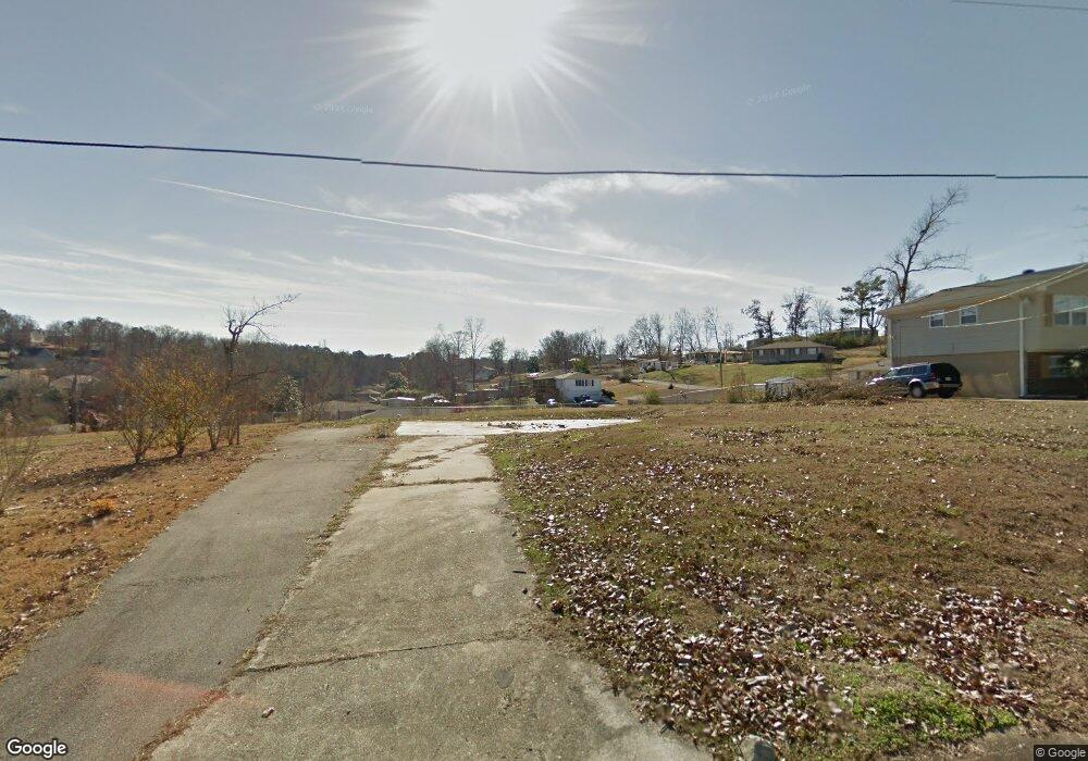 901 Country View Dr, Center Point, AL 35215 - photo 1