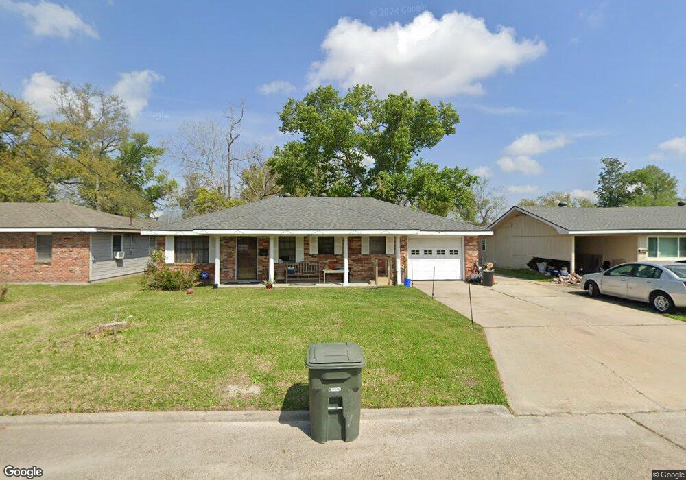 1213 S Elton Ct, Lake Charles, LA 70607 - photo 1