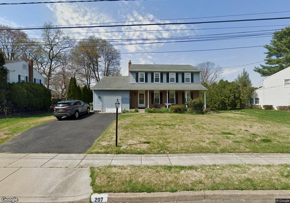 207 Collins Dr, Cherry Hill, NJ 08003 - photo 1