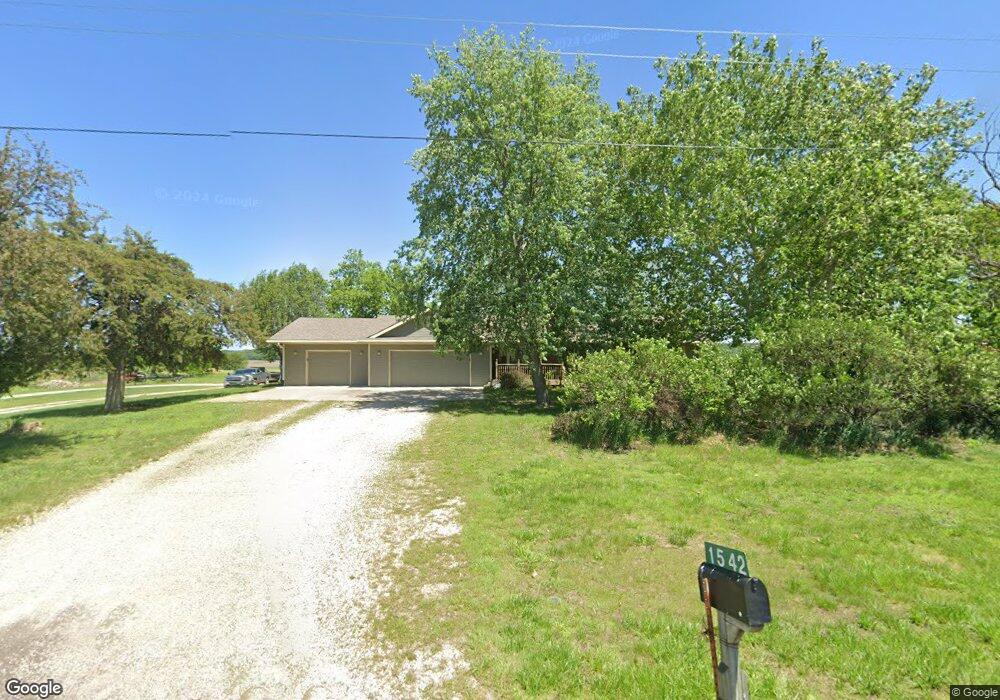 1542 SW Glick Rd, Topeka, KS 66615 - photo 1