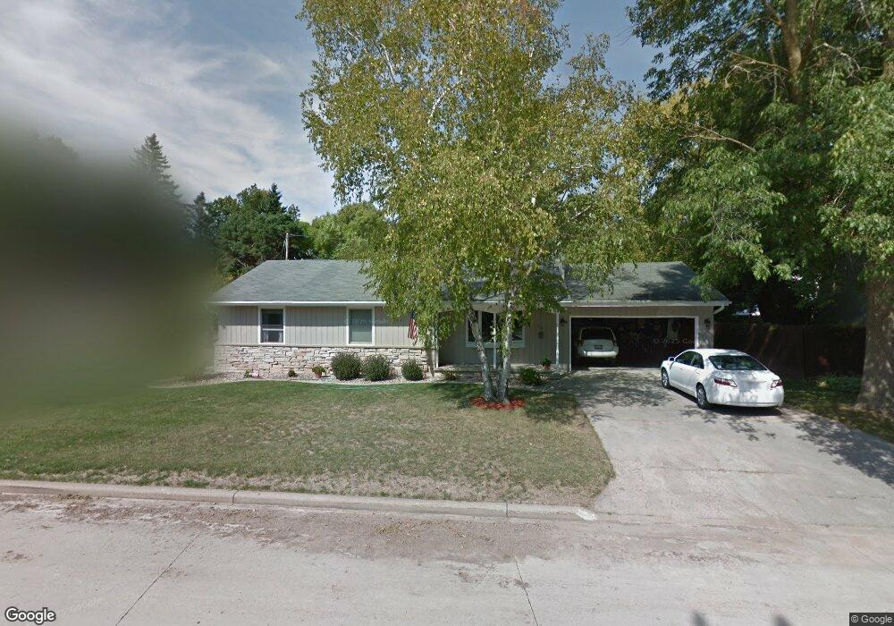 816 E Mckinley St, Appleton, WI 54915 - photo 1