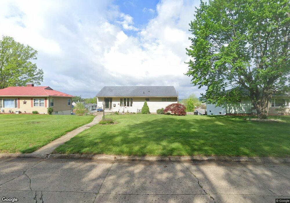 613 Highland Blvd, Coshocton, OH 43812 - photo 1