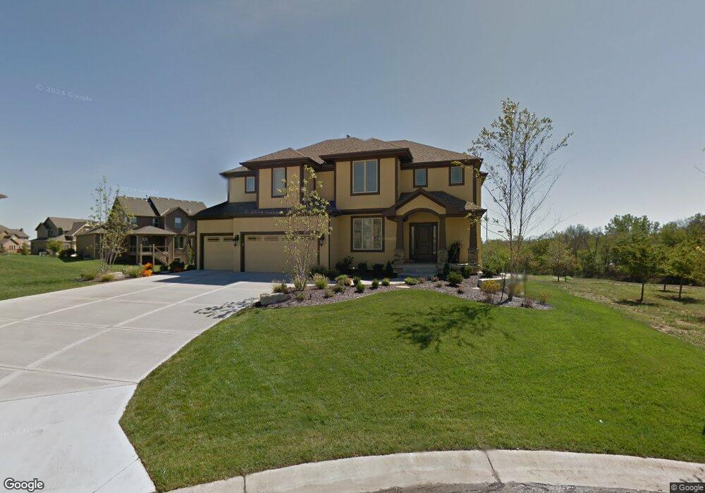 8164 Bittersweet Dr, Lenexa, KS 66220 - photo 1