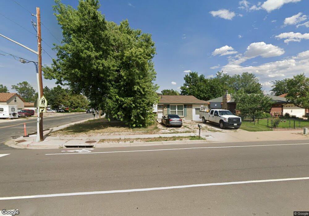 1090 Laredo St, Aurora, CO 80011 - photo 1