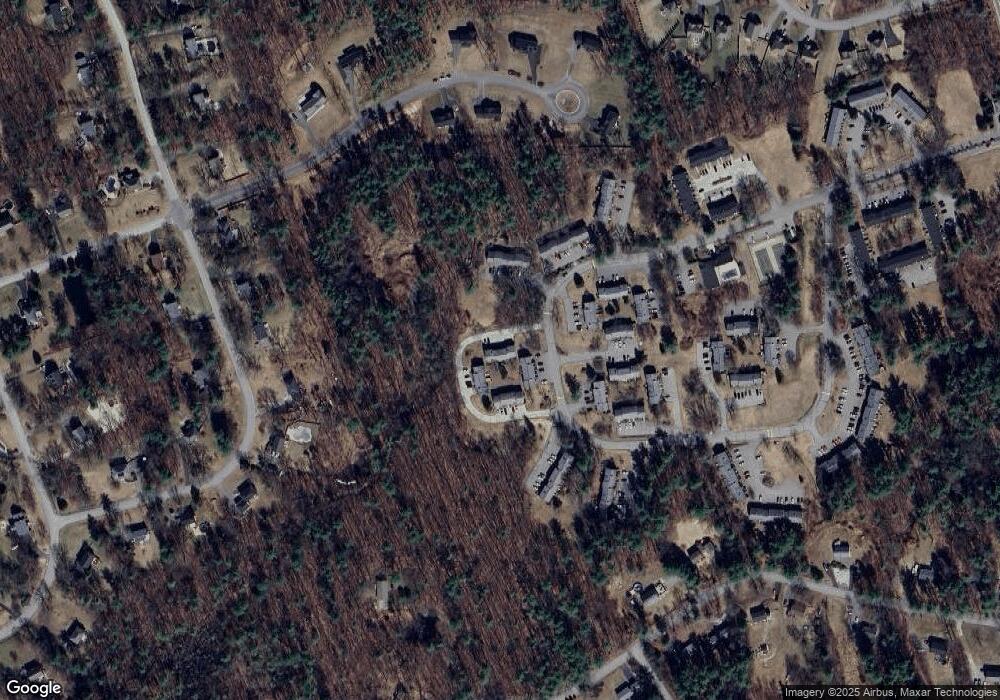 191 Fieldstone Dr unit 191, Londonderry, NH 03053 - photo 1