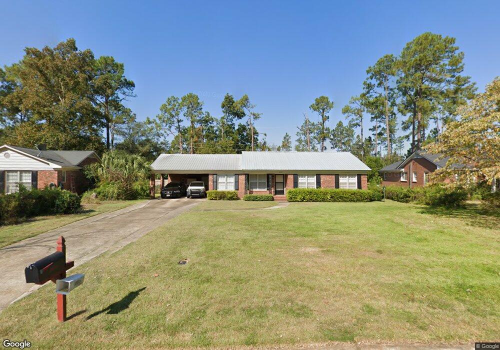 2105 Lullwater Rd, Albany, GA 31707 - photo 1