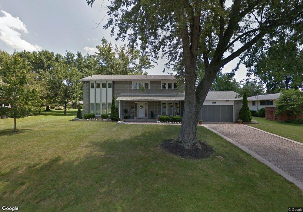 2241 W Wayne St, Lima, OH 45805 - photo 1