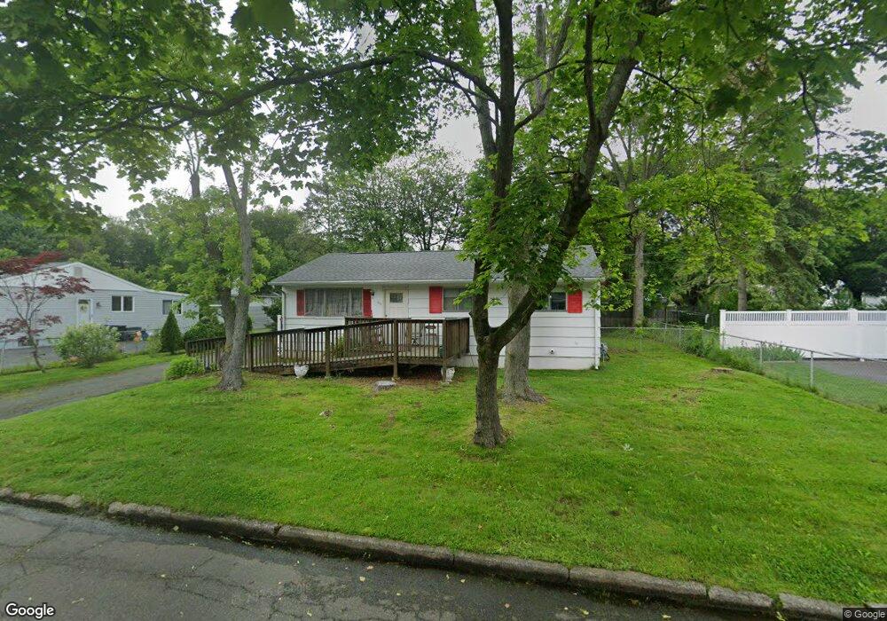 111 Putney Dr, West Haven, CT 06516 - photo 1