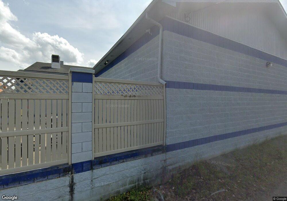 628 Walnut St, Coshocton, OH 43812 - photo 1