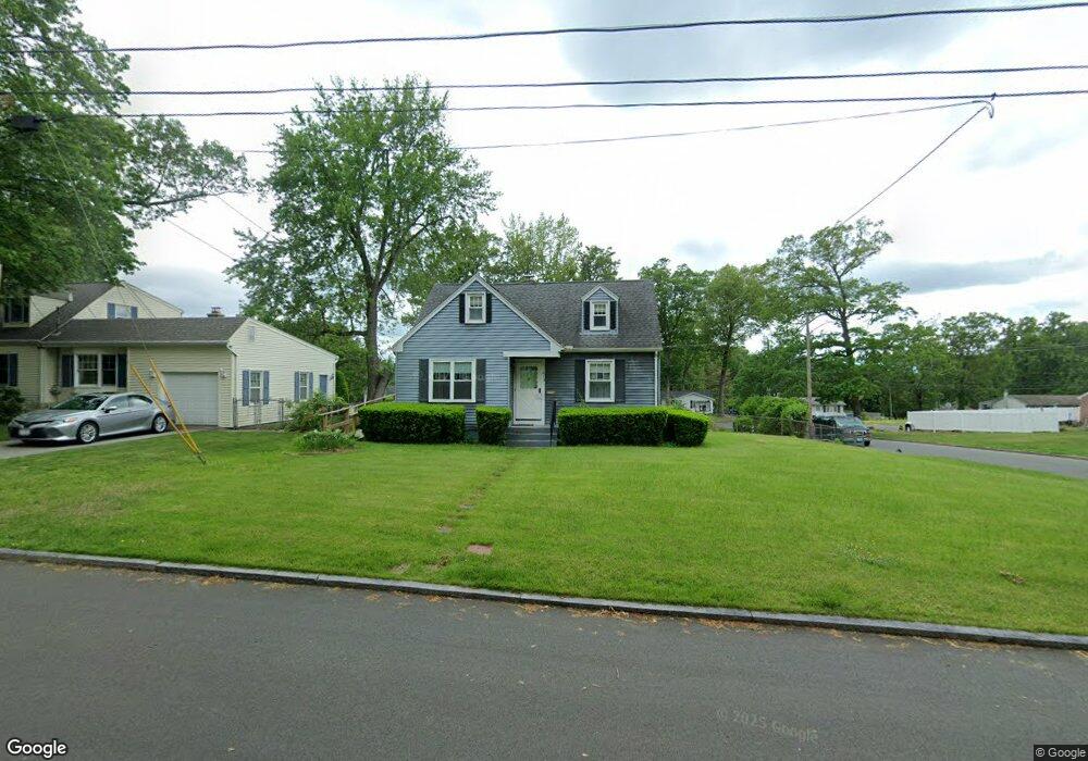 312 Hartwick St, Springfield, MA 01108 - photo 1