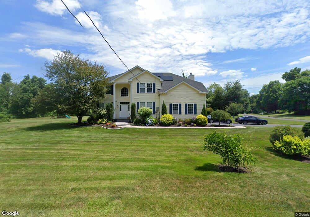 4 Timber Ln, Bloomfield, CT 06002 - photo 1