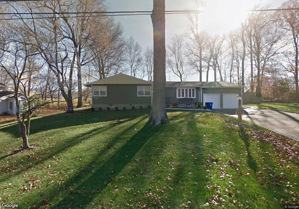 1 Thorp Ln, Norwalk, CT 06850 - photo 1