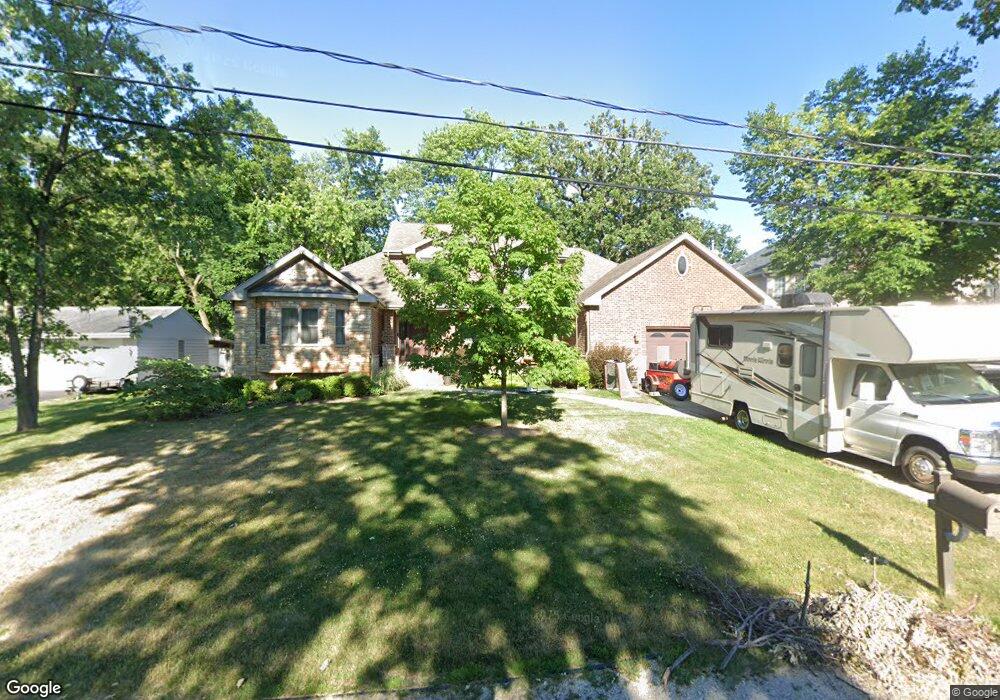 351 N Shady Ln, Elmhurst, IL 60126 - photo 1