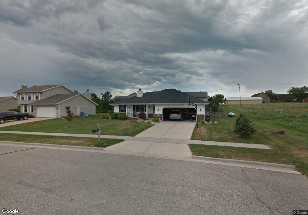 804 Leeward Ln, Oregon, WI 53575 - photo 1