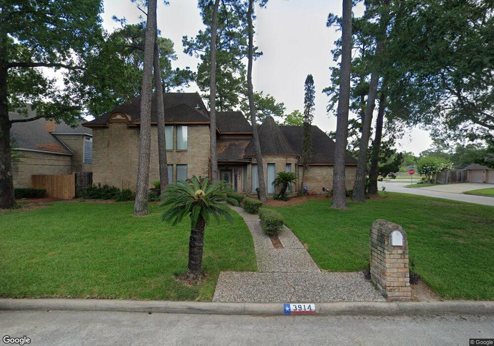 3914 Elmcrest Dr, Houston, TX 77088 - photo 1