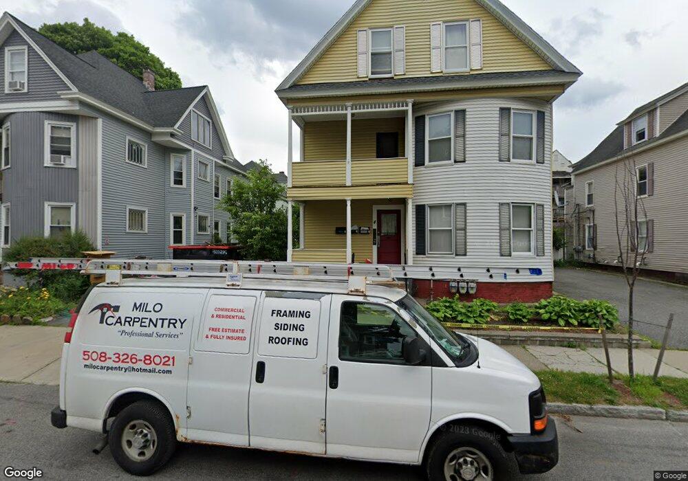 4 Berkshire St, Worcester, MA 01609 - photo 1