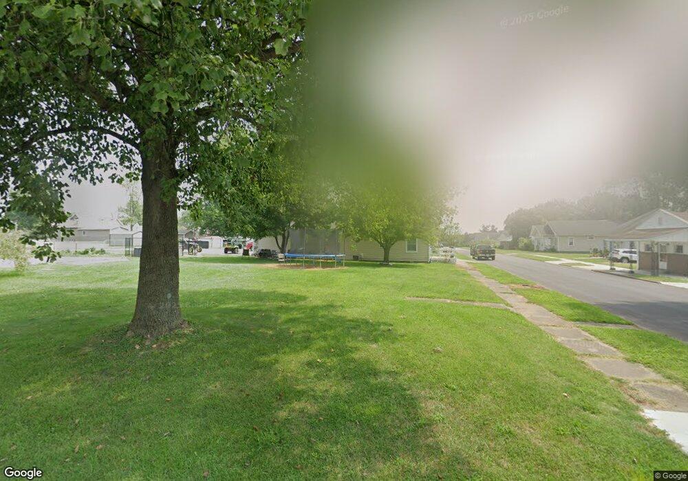 514 W 3rd St, Bicknell, IN 47512 - photo 1