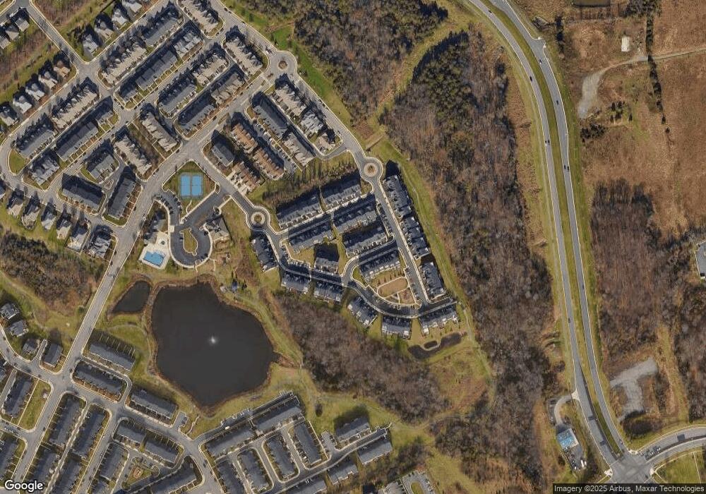 42636 Lancaster Ridge Terrace, Chantilly, VA 20152 - photo 1