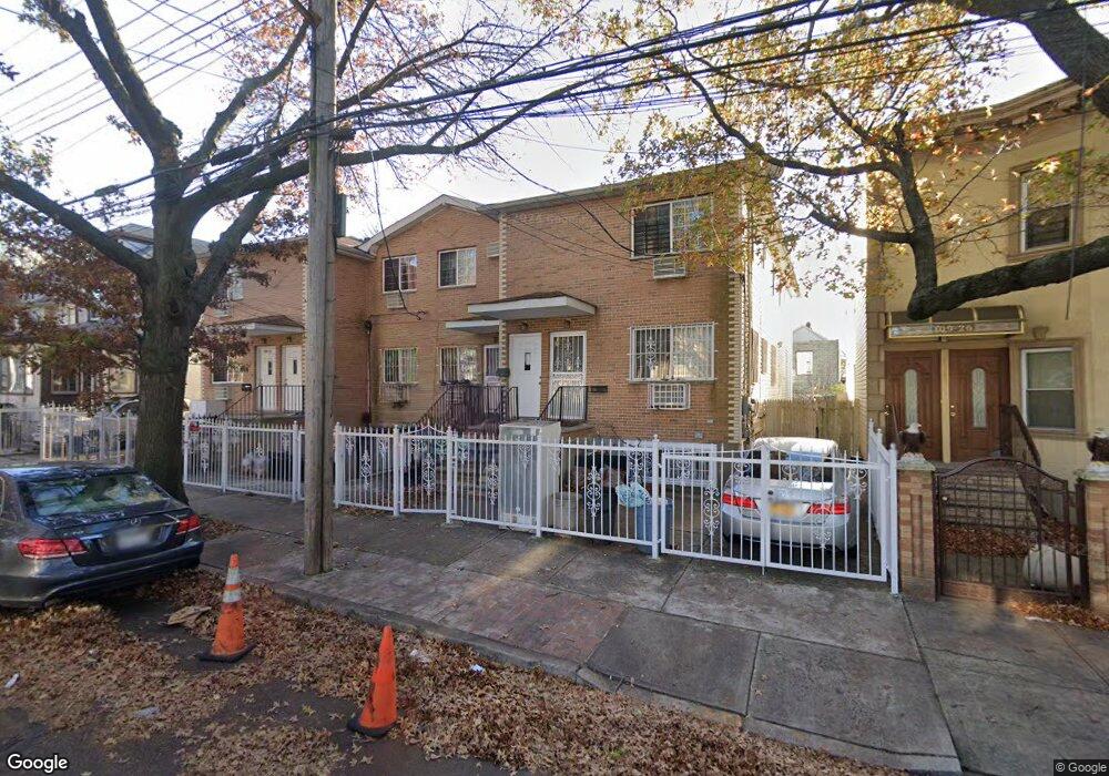 10932 157th St, Jamaica, NY 11433 - photo 1