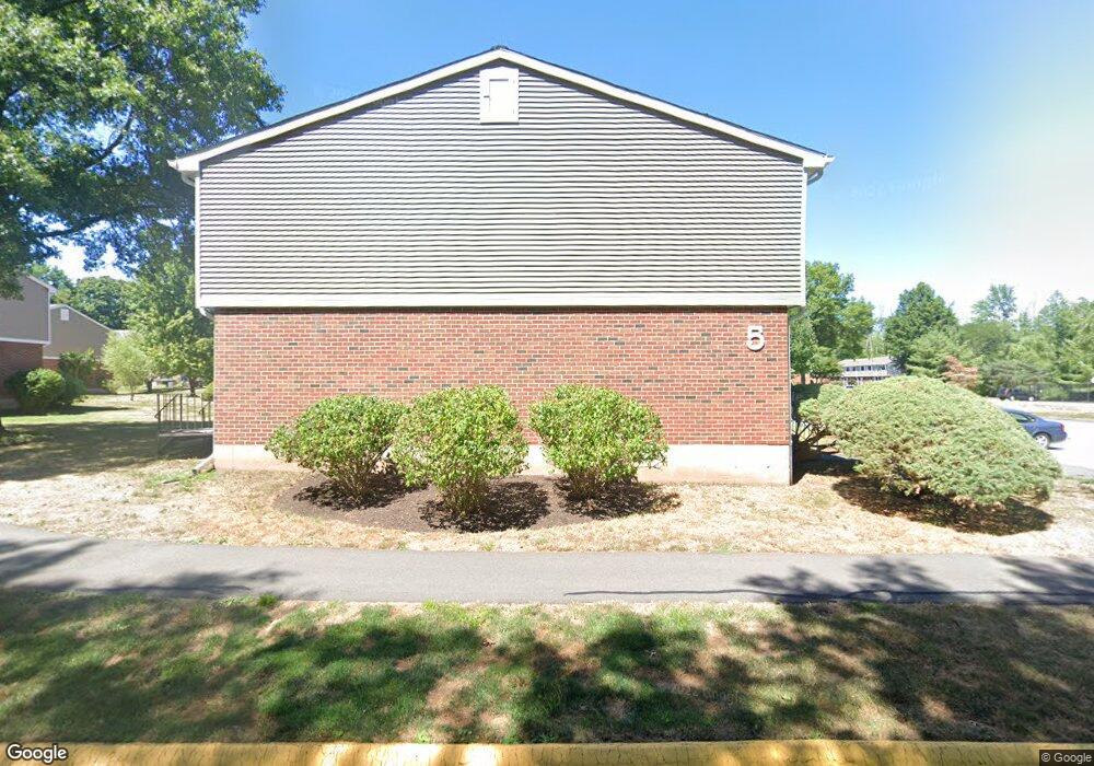 249 Hampton Ct, Newington, CT 06111 - photo 1