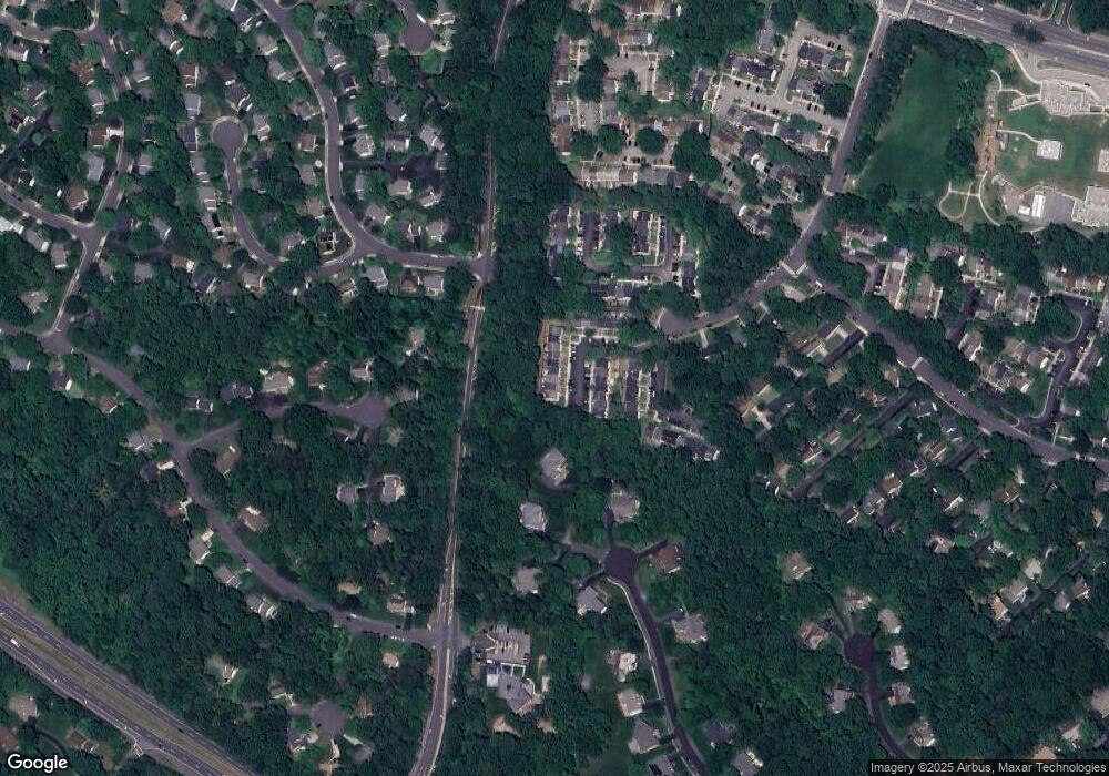 10330 Mockingbird Pond Ct, Burke, VA 22015 - photo 1