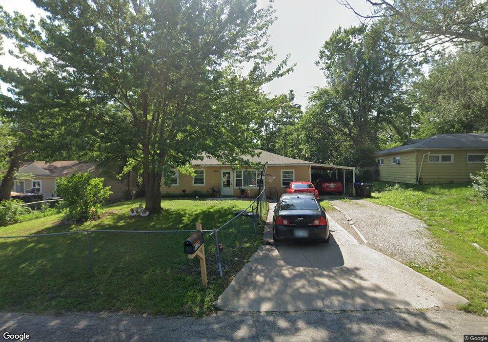 3309 SE Dupont St, Topeka, KS 66605 - photo 1